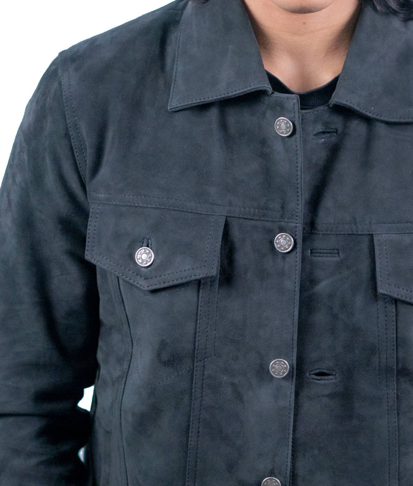 82 – Schwarze Wildlederjacke mit Knöpfen – Trucker Style Edition