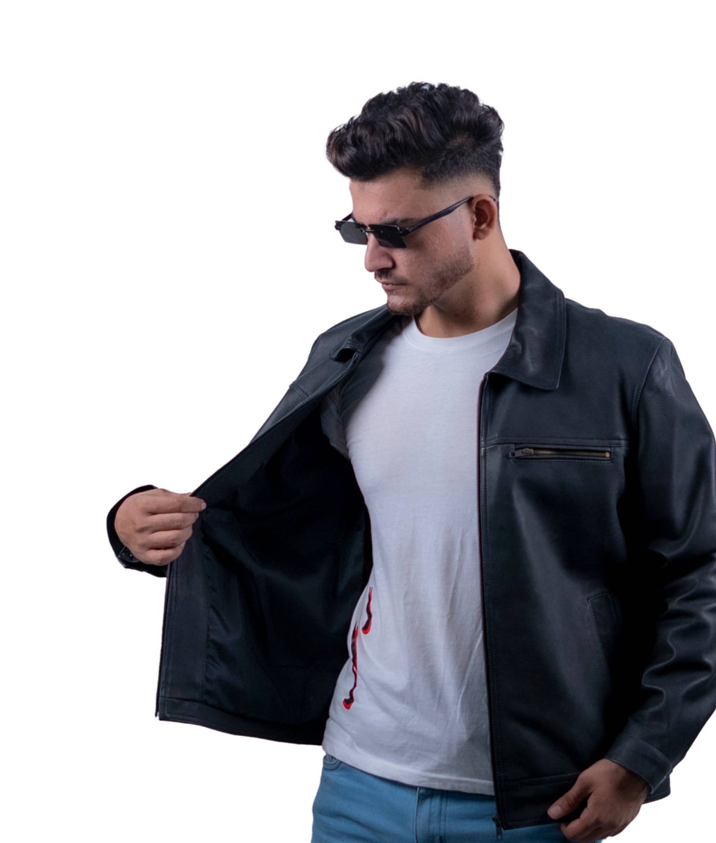 89 – Klassische schwarze Lederjacke – einzelne Brusttasche mit Reißverschluss