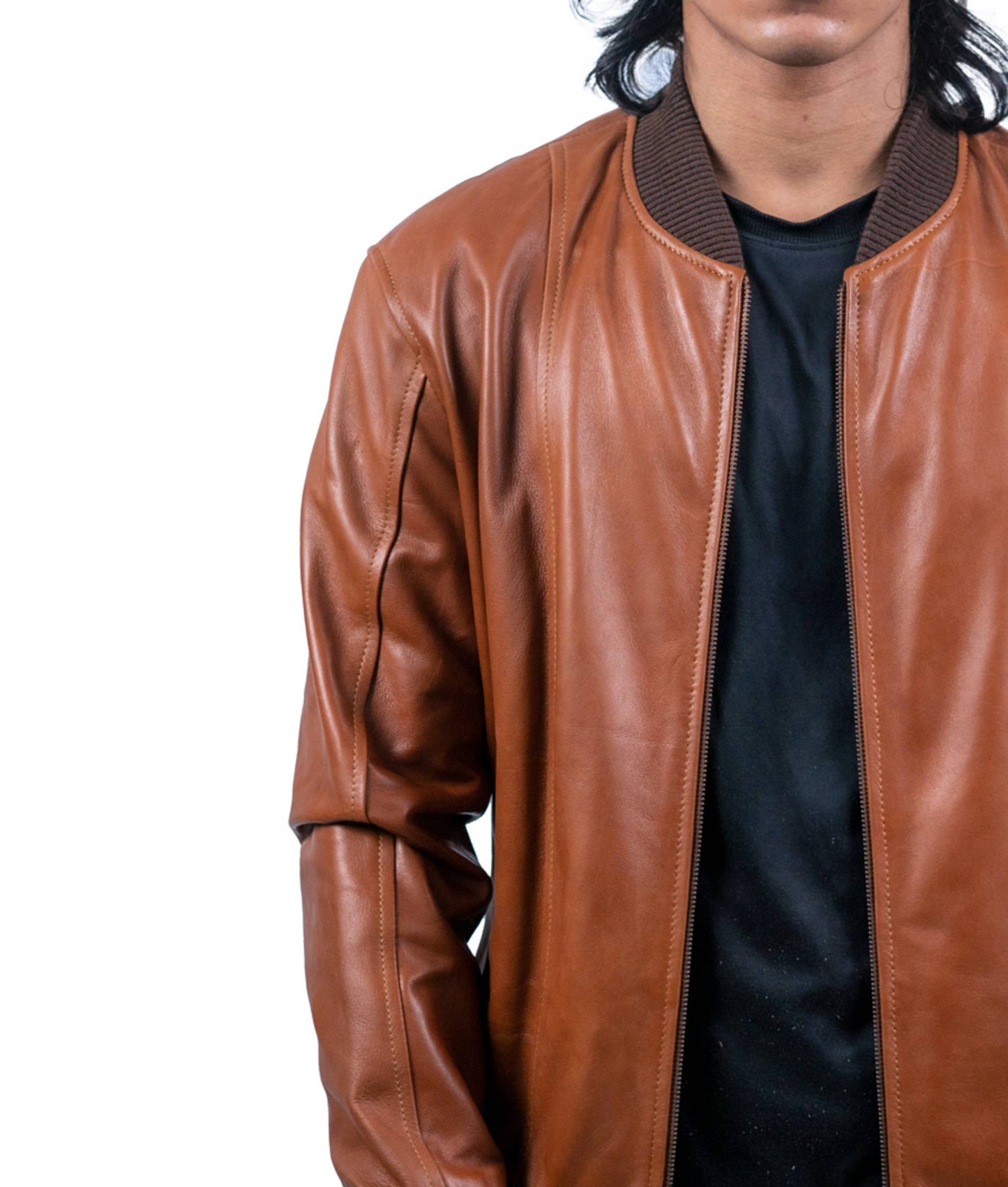 91 – Karamellbraune Bomberjacke aus Leder – Edition mit geripptem Besatz
