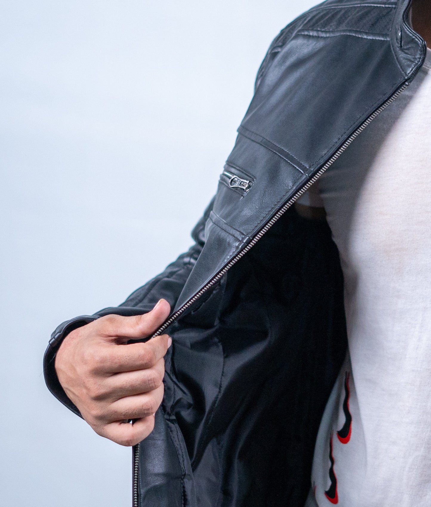 124 - Apex Roadster Leather Jacket – Classic Black
