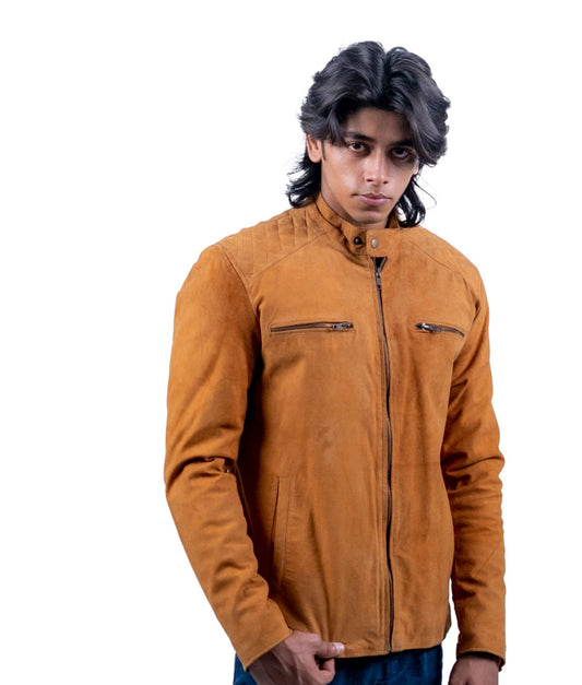 72 – Kamelbraune Wildleder-Motorradjacke – Gestepptes Schulterdesign