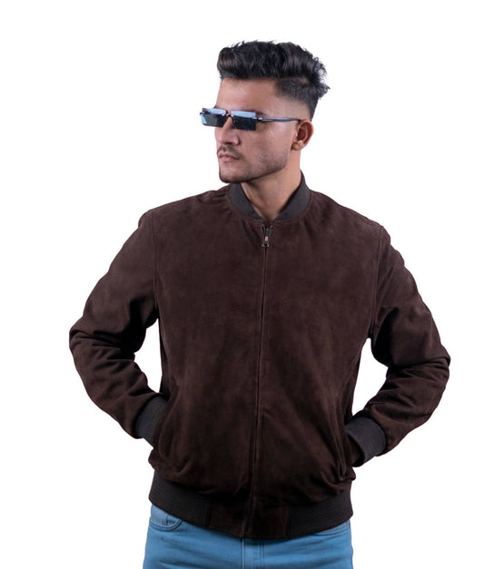 73 – Bomberjacke aus Wildleder in dunklem Schokoladenbraun – Minimalistisches Design