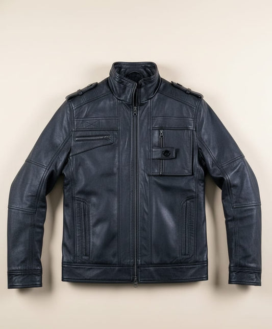 59 – Schwarze Biker-Lederjacke für Herren mit Schultergurten und praktischen Taschen